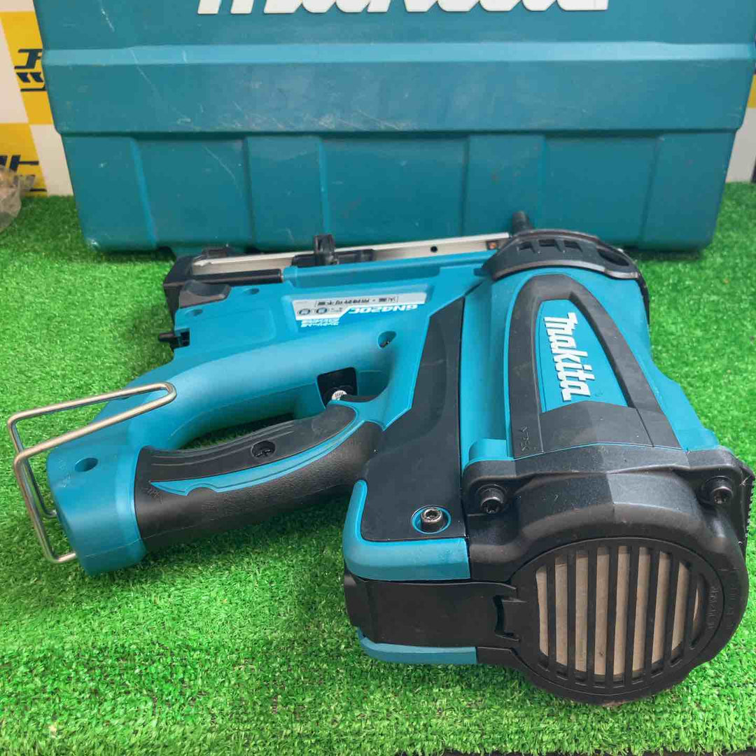 ★マキタ(makita) コードレスコンクリート用ガスピン打ち機 GN420C【越谷店】