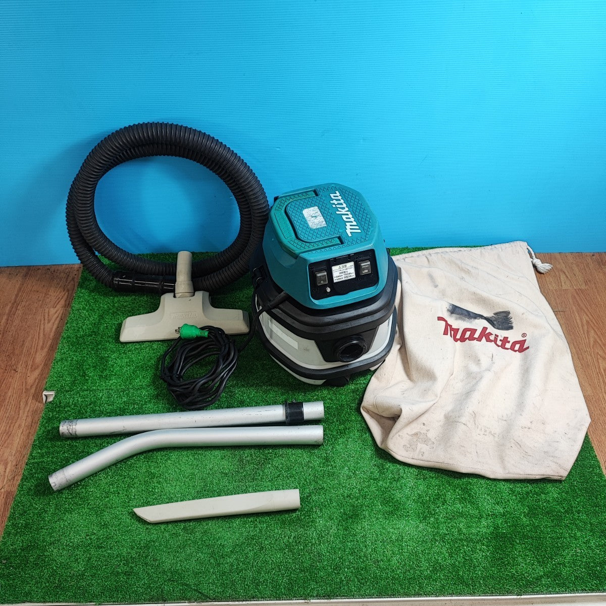 中古品】 M95 Makita マキタ 乾湿両用 業務用 集じん機 460 マキタ