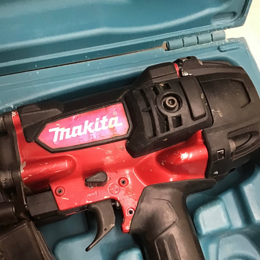 【中古品】 マキタ/makita 高圧エア釘打ち機・AN935H 【鴻巣店】