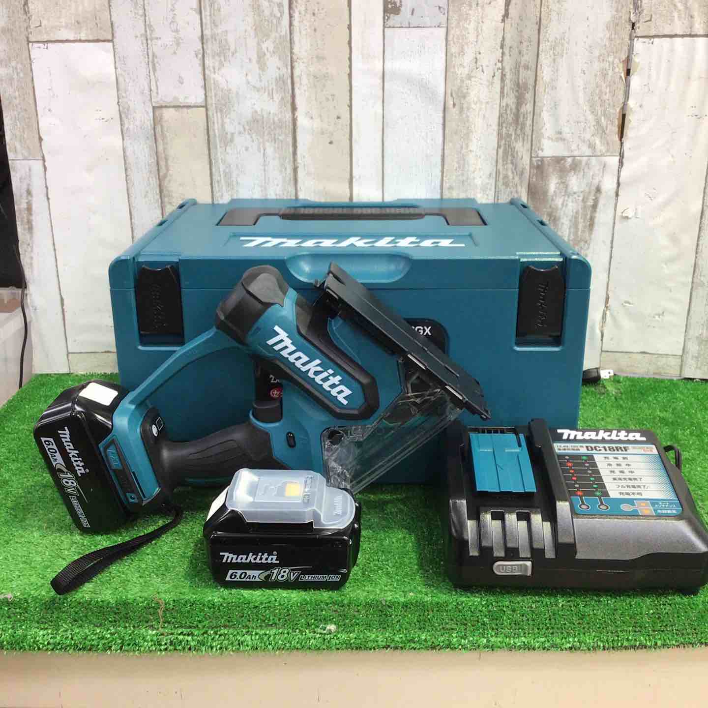工具一式（中古品）  グラインダー、ジグソーなどなど MAKITA マキタ 工具 電動工具 ジグソー JV0600 ブルー ケース付 コード