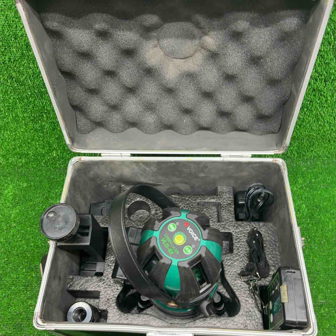 VOICE レーザー墨出し器 グリーンレーザー VLG-8X【藤沢店】