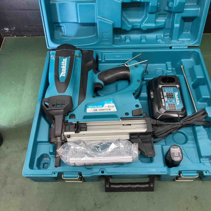★マキタ(makita) コードレスコンクリート用ガスピン打ち機 GN420C【戸田店】