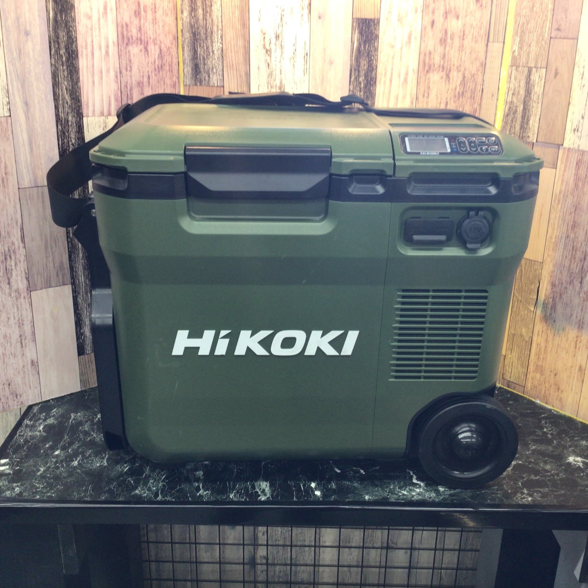 ★ハイコーキ(HIKOKI ※旧:日立工機) コードレス冷温庫 UL18DC(NMG)【八潮店】