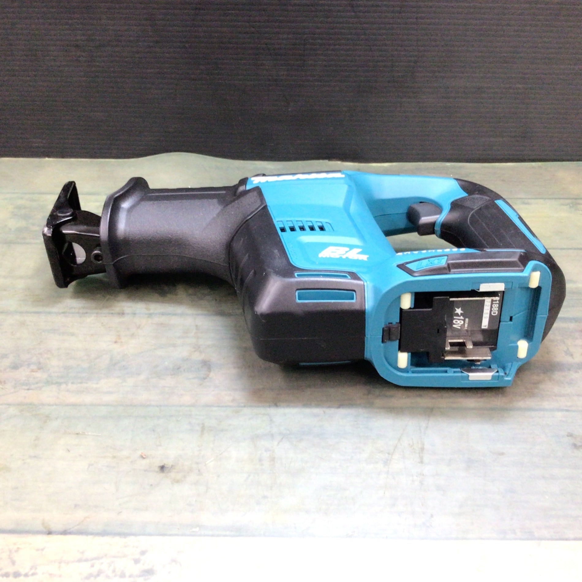 ★マキタ(makita) コードレスレシプロソー JR188DZK 【東大和店】