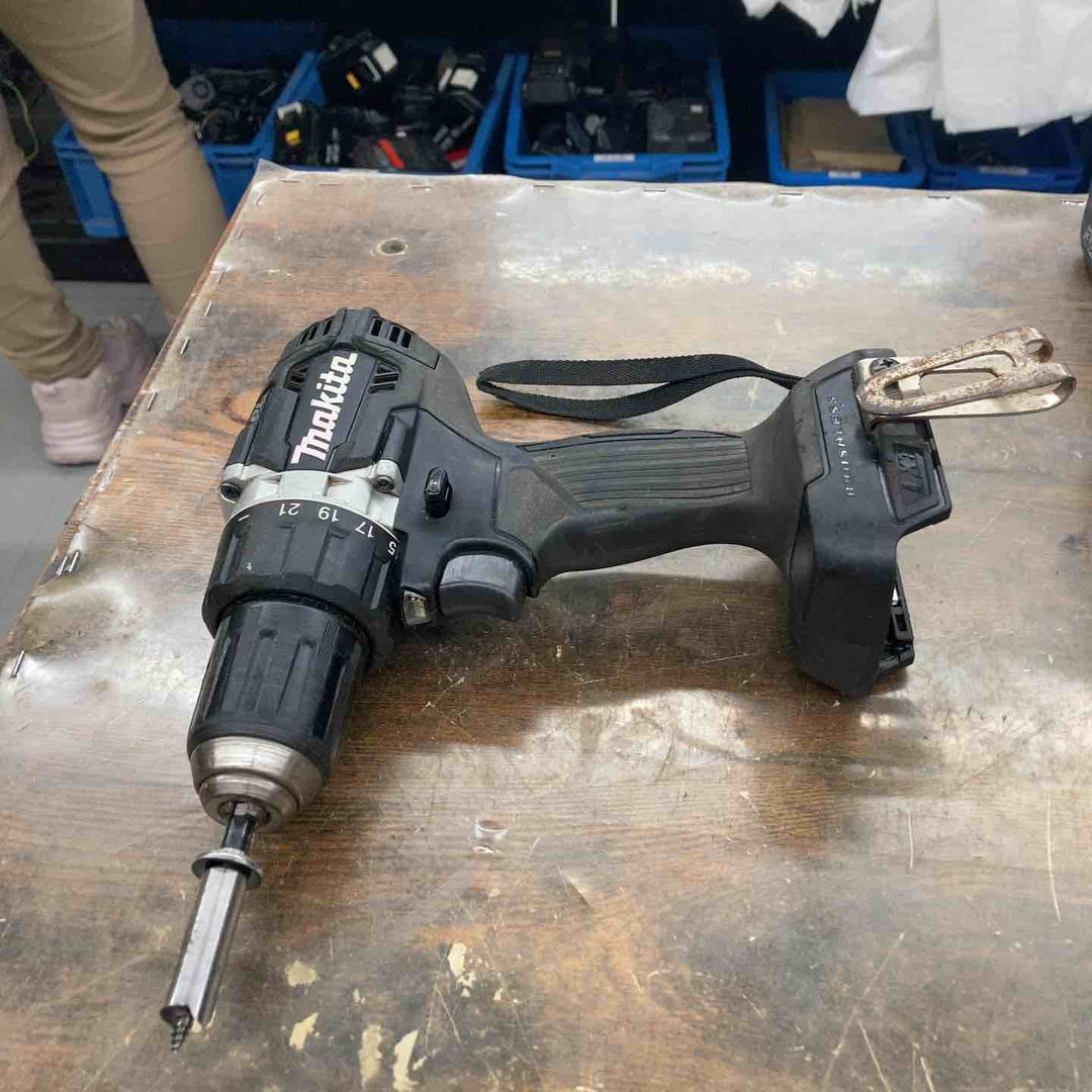 ☆マキタ(makita) コードレスドリルドライバー DF484DZB【戸田店】