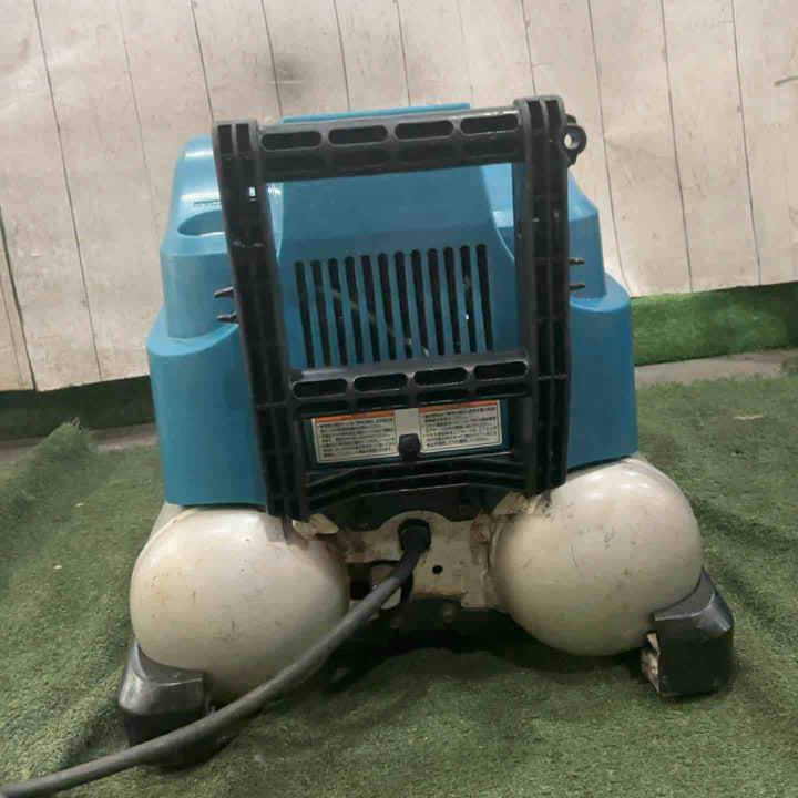 ★マキタ(makita) エアコンプレッサー AC460X 動作確認済【川口店】
