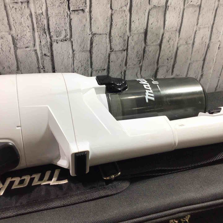 ★マキタ(makita) コードレスクリーナー CL286FDZW【川口店】