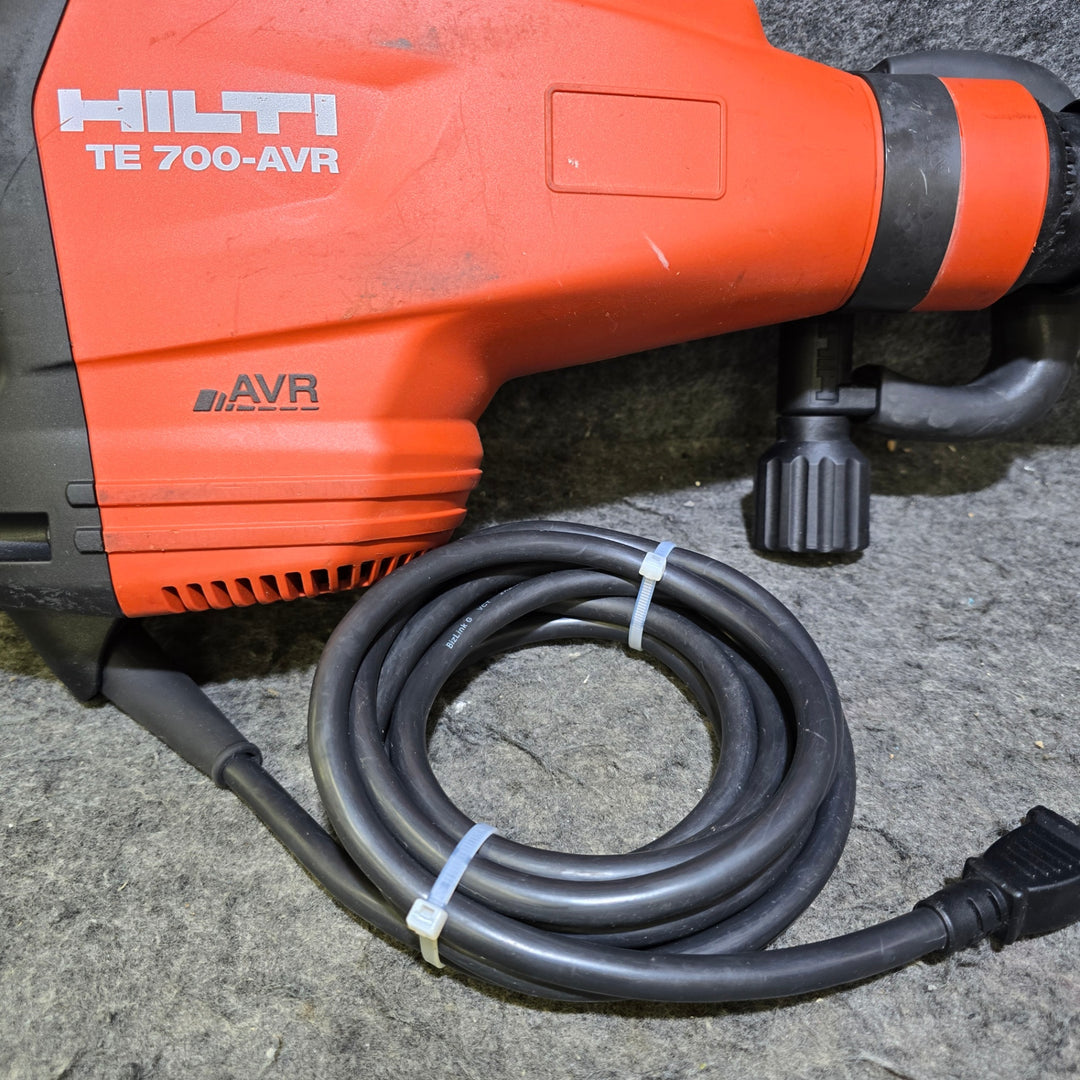 【中古品】ヒルティ(HILTI) 電動ハンマ TE700-AVR【桶川店】