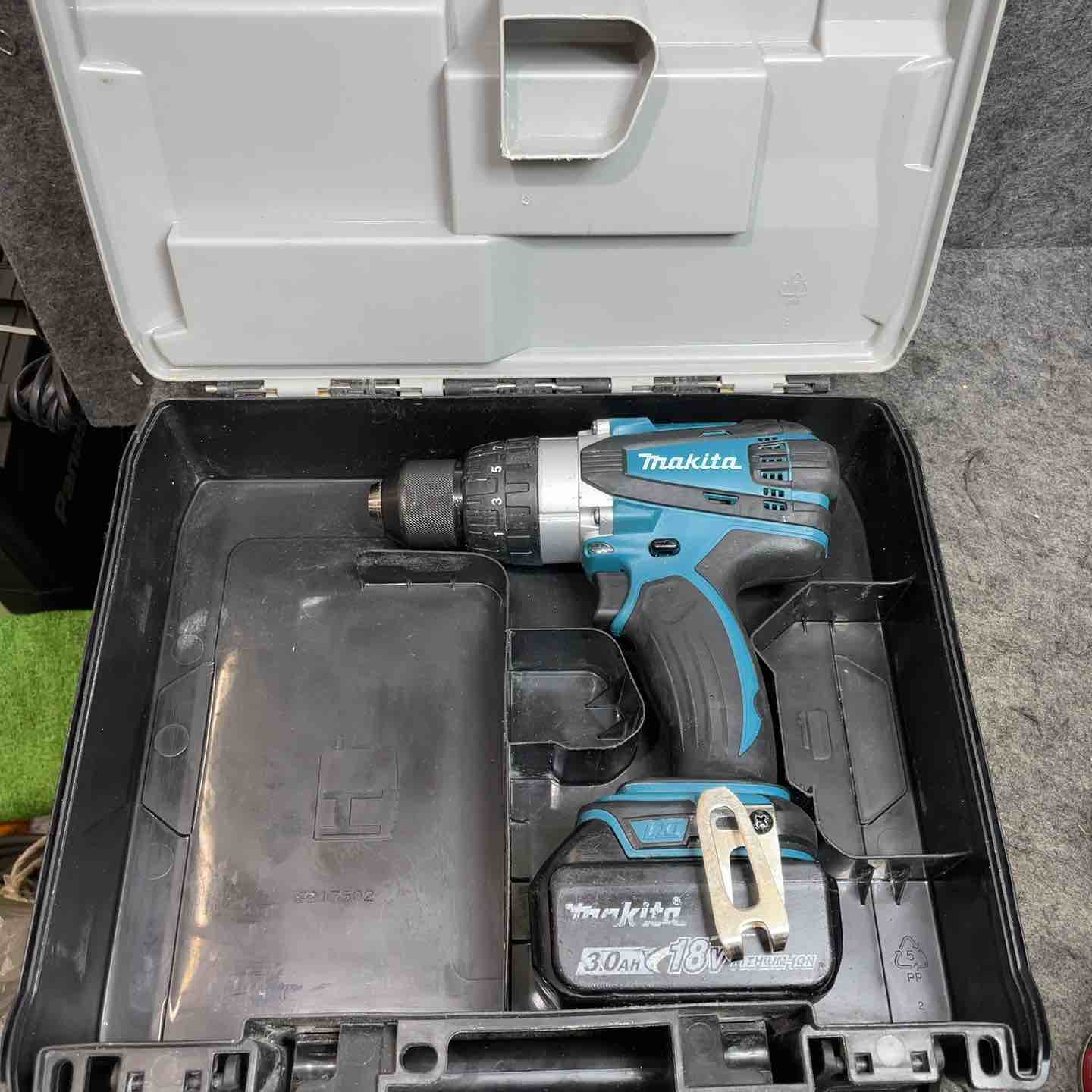 マキタ(makita) コードレスドライバドリル DF458DZ 3.0Ahバッテリー付