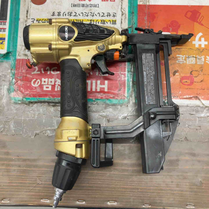 ★ハイコーキ(HIKOKI ※旧:日立工機) 高圧フロアタッカ N5004HMF本体のみ【戸田店】