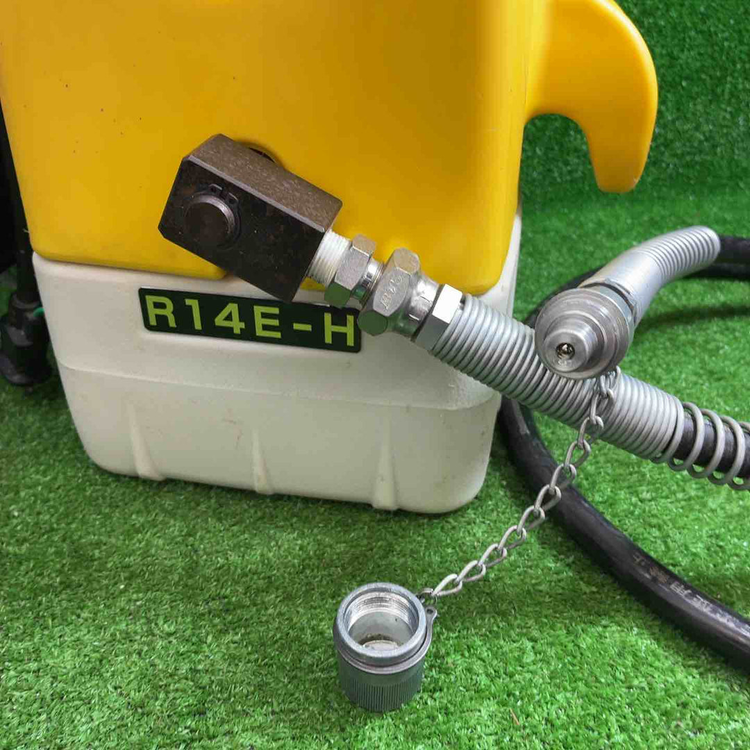 泉精器(IZUMI) 電動式油圧ポンプ R14E-H【藤沢店】