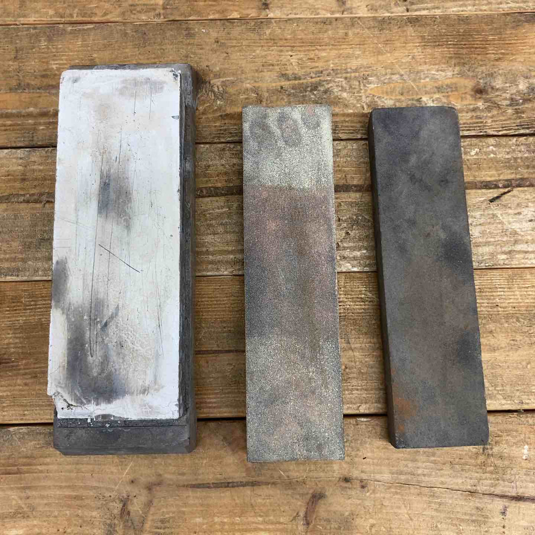 【中古品】 天然砥石 3点セット 鉋 鑿 刃物 研ぎ 和工具 骨董品 【東大和店】