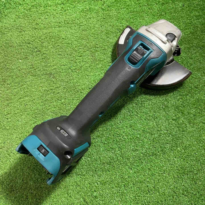 ★マキタ(makita) 125mmコードレスディスクグラインダ GA512DRGX 18V 動作確認済【川口店】