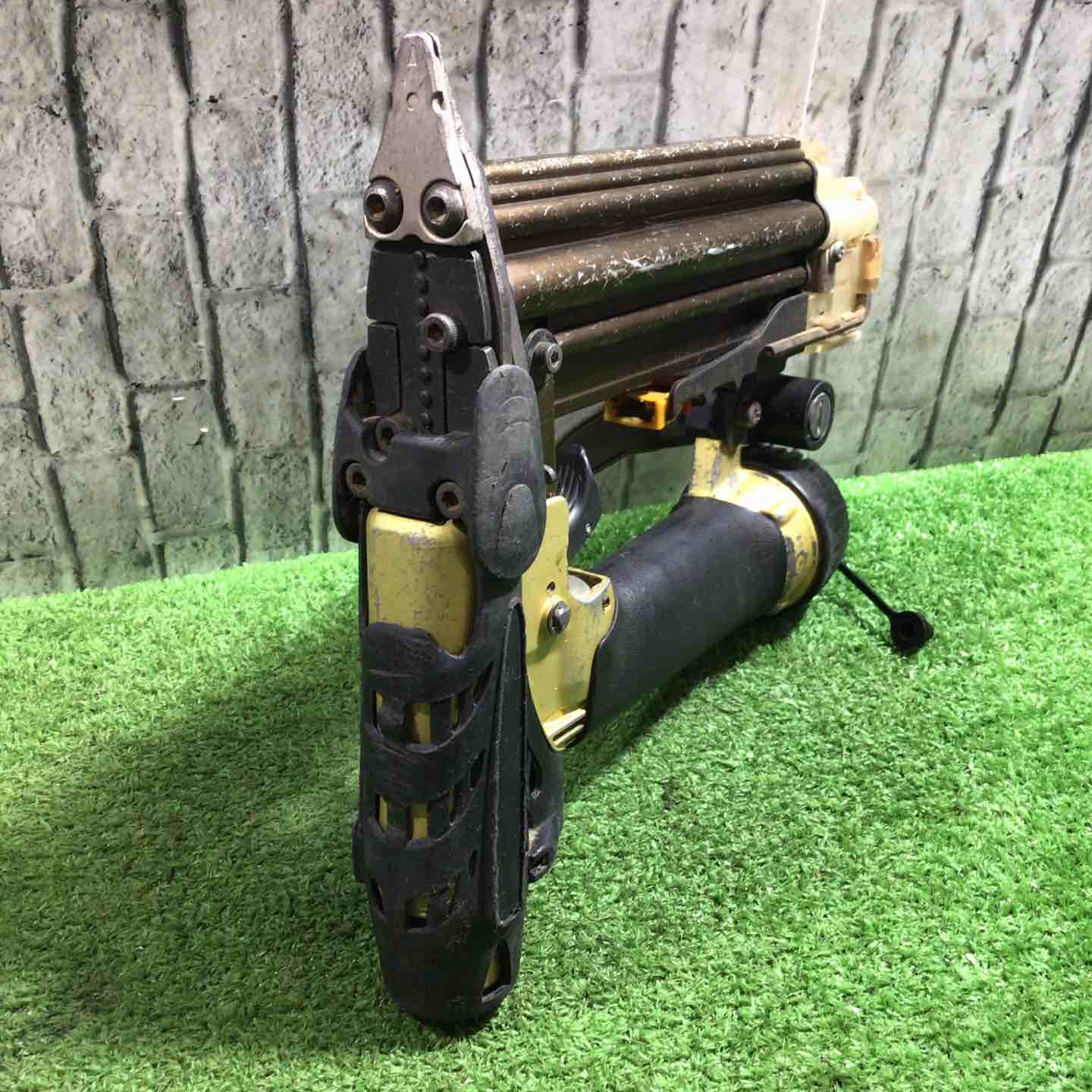 中古品】◇ハイコーキ(HIKOKI ※旧:日立工機) 高圧フィニッシュネイラ