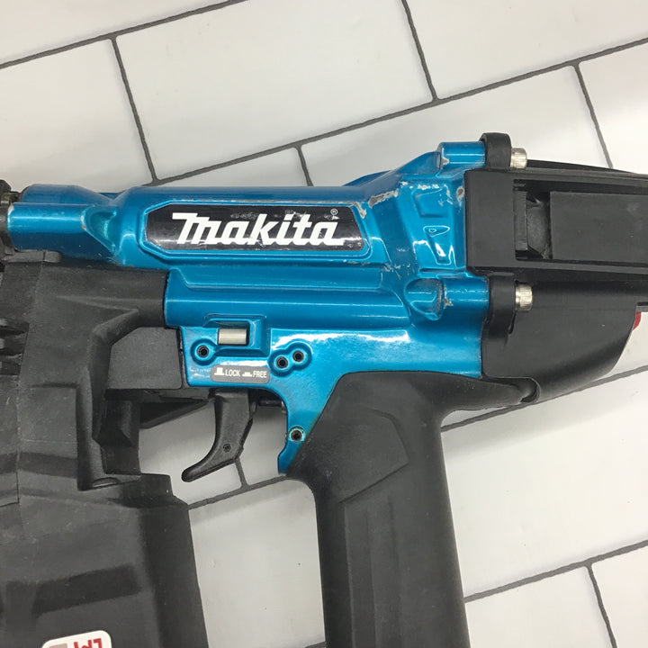 ★マキタ(makita) 高圧エアネジ打ち機 AR412HRM【所沢店】