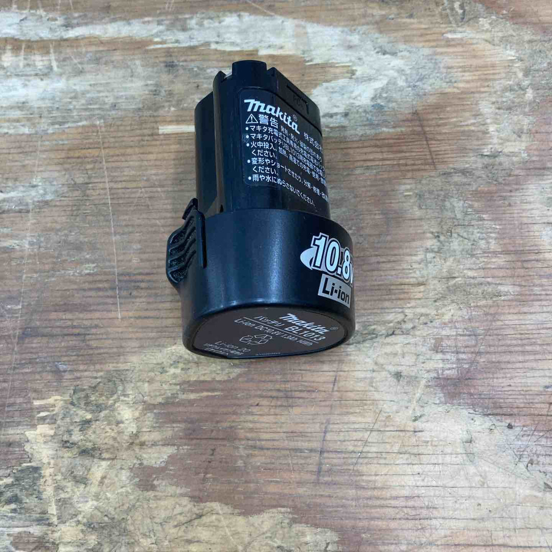 【中古品】◇マキタ(makita) コードレスクリーナー CL100DZ 10.8V バッテリー付き！【柏店】