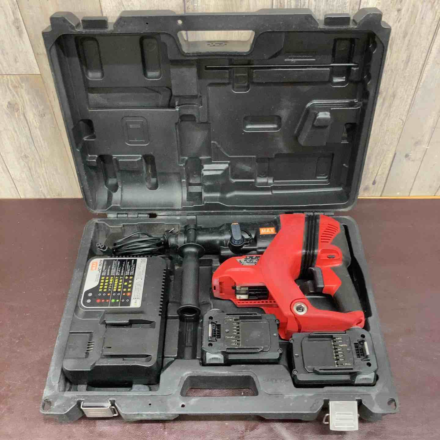 【中古品】 マックス(MAX) コードレスハンマドリル PJ-R266-B2C/40A 【東大和店】 中古品】 マックス(MAX) コードレスハンマドリル PJ-R266-B2C/40A