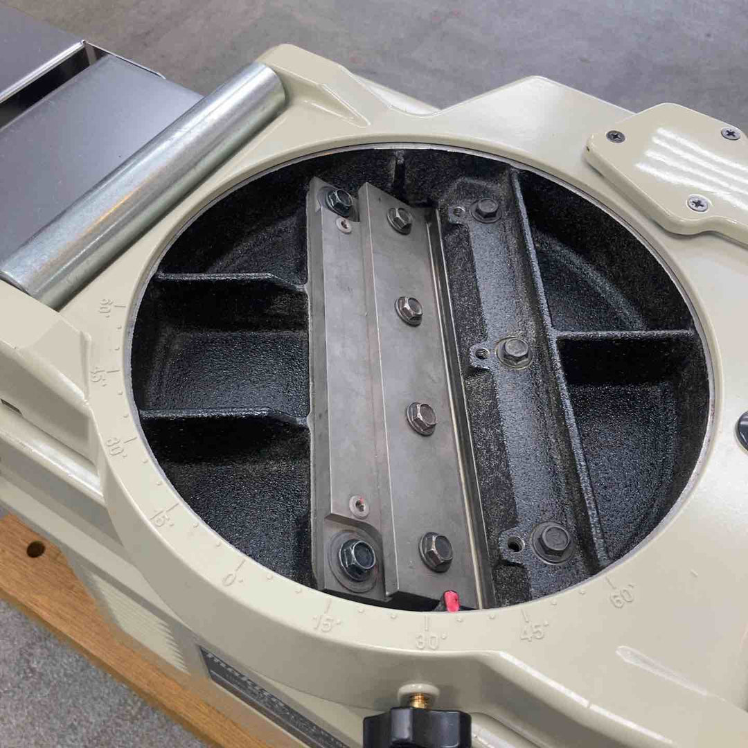 【店頭受取り限定】☆マキタ(makita) 超仕上カンナ LP1802C【川崎店】