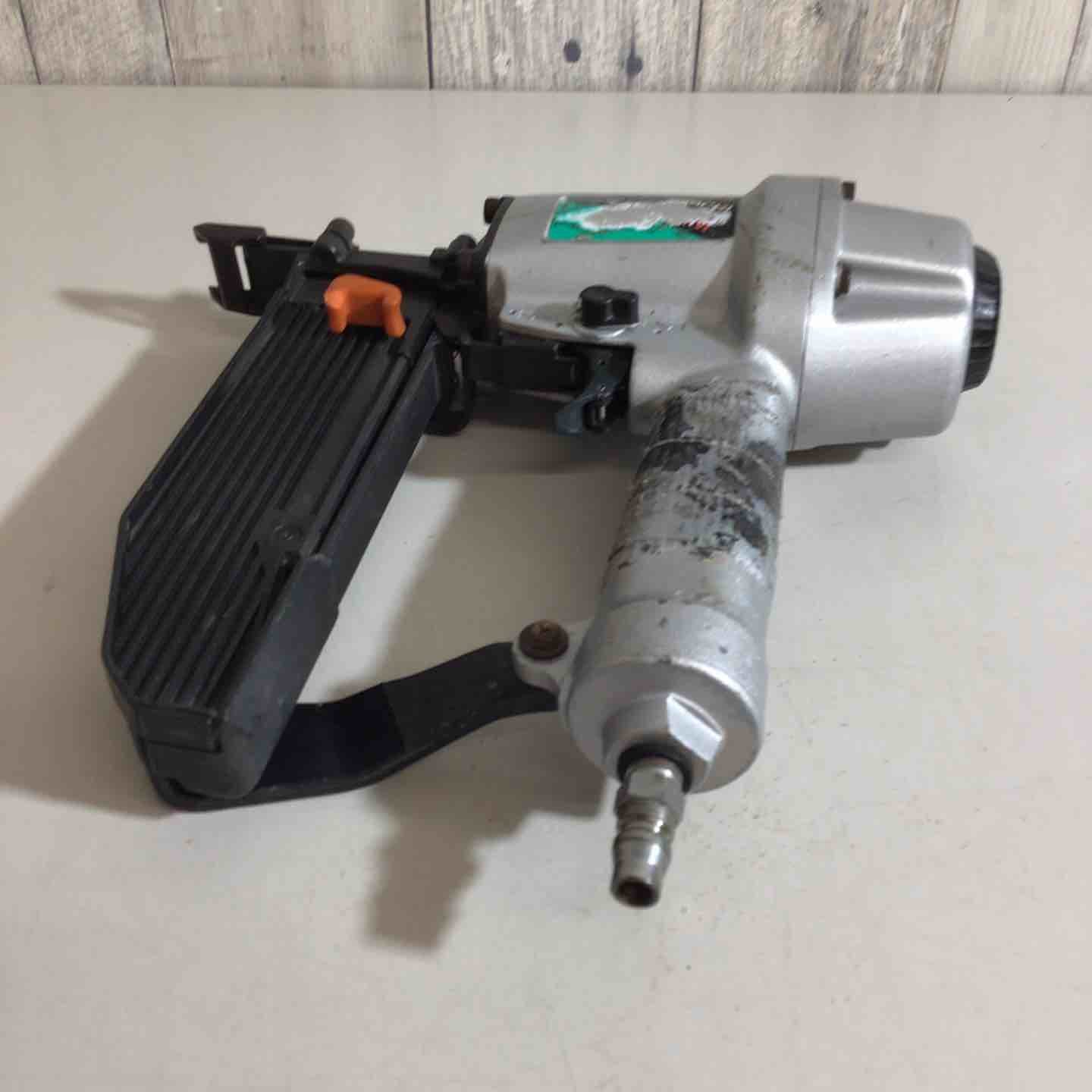 日立 N5008MM 常圧フロアタッカー【リライズ野田愛宕店】【店頭取引限定】【中古】管理番号：2400010097829 楽天市場】日立 フロアタッカー 常圧の通販