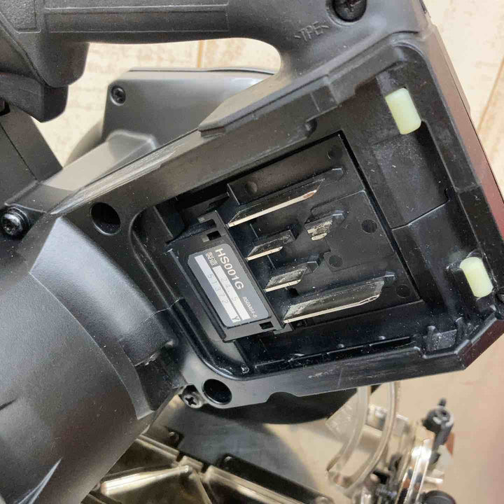 【中古品】★マキタ(makita) コードレス丸のこ HS001GZB ベース反り 40V 本体のみ【柏店】