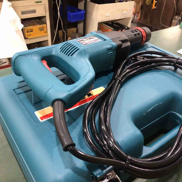 ★マキタ(makita) 電動ケレン HK0500【川口店】