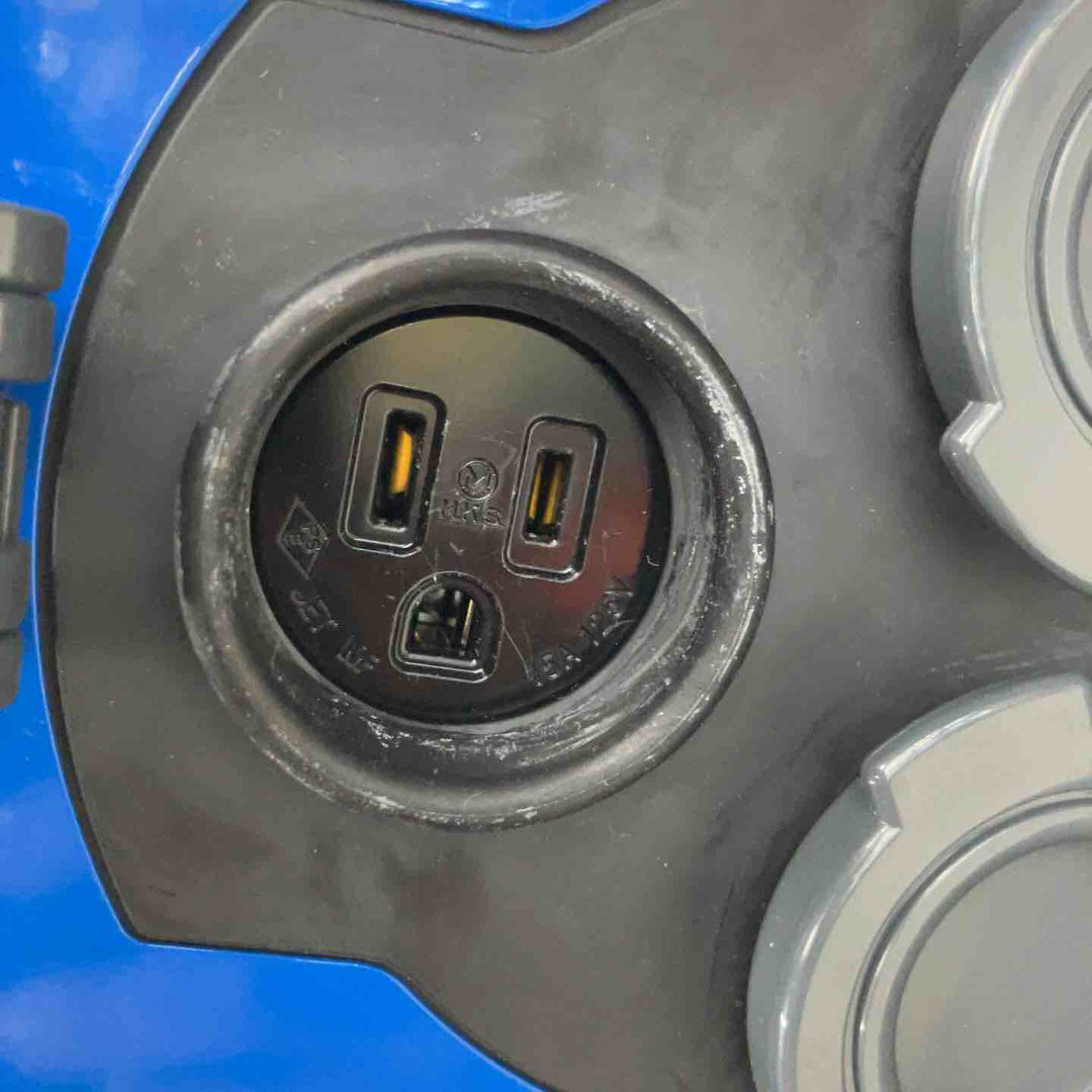 ◇ハタヤ (HATAYA) コードリール 屋外用 (防雨型) 100V型 コード30m  コンセント3個  段積みフラットリール DBN-30KBF【鴻巣店】