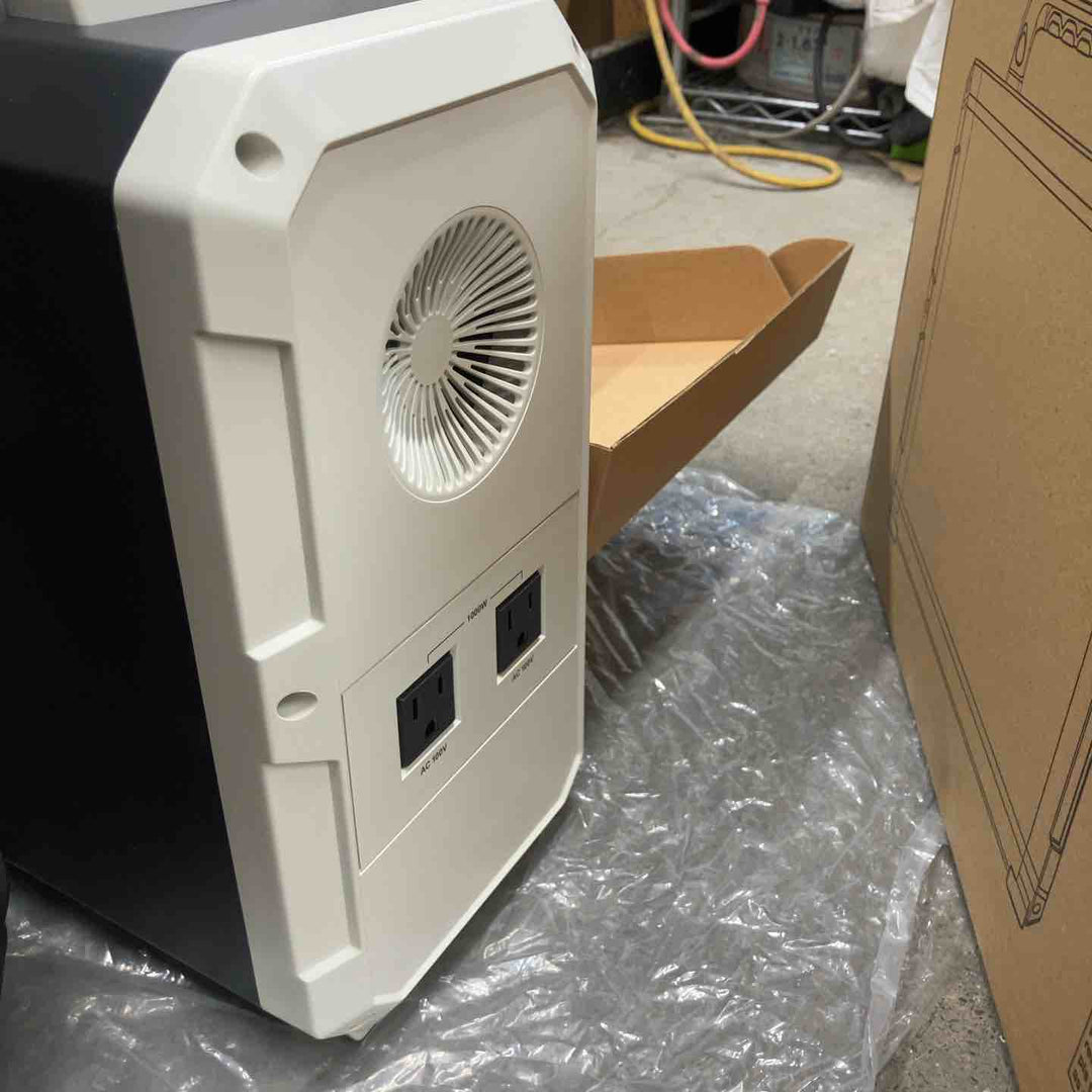※長期保管品 BLUETTI ブルーティ ポータブル電源 蓄電器 EB150【八潮店】