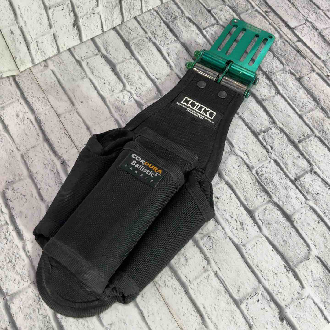 ニックス KNICKS EVA/コーデュラバリスティック生地ペンチ・ドライバー4PホルダーDX BAT-401PLNDX 使用感かなりあり 【川口店】