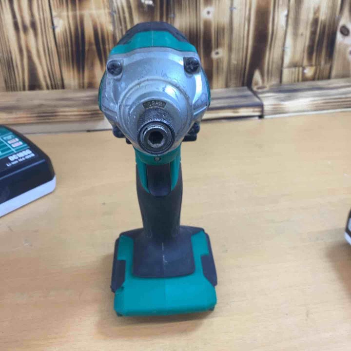 ◇マキタ(makita) 14.4V 充電式インパクトドライバ MTD001DWA【越谷店】