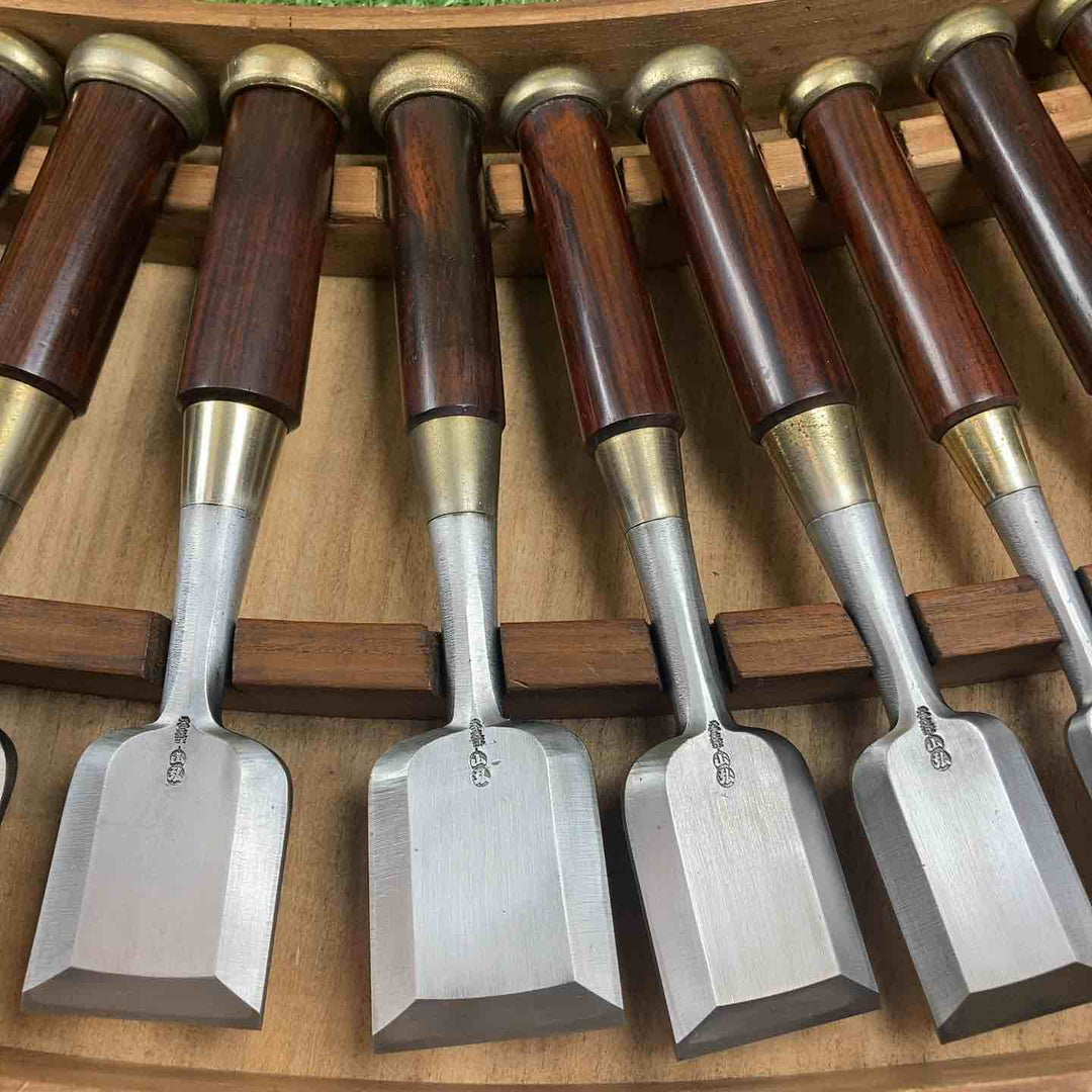 【長期保管品】鑿 紫檀柄鑿 銘：山弘 16本組【川崎店】