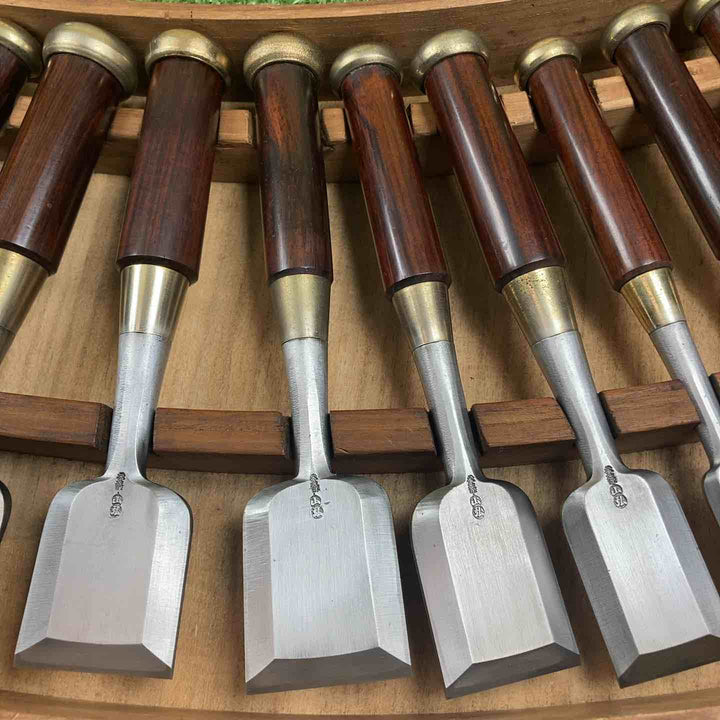【長期保管品】鑿 紫檀柄鑿 銘：山弘 16本組【川崎店】