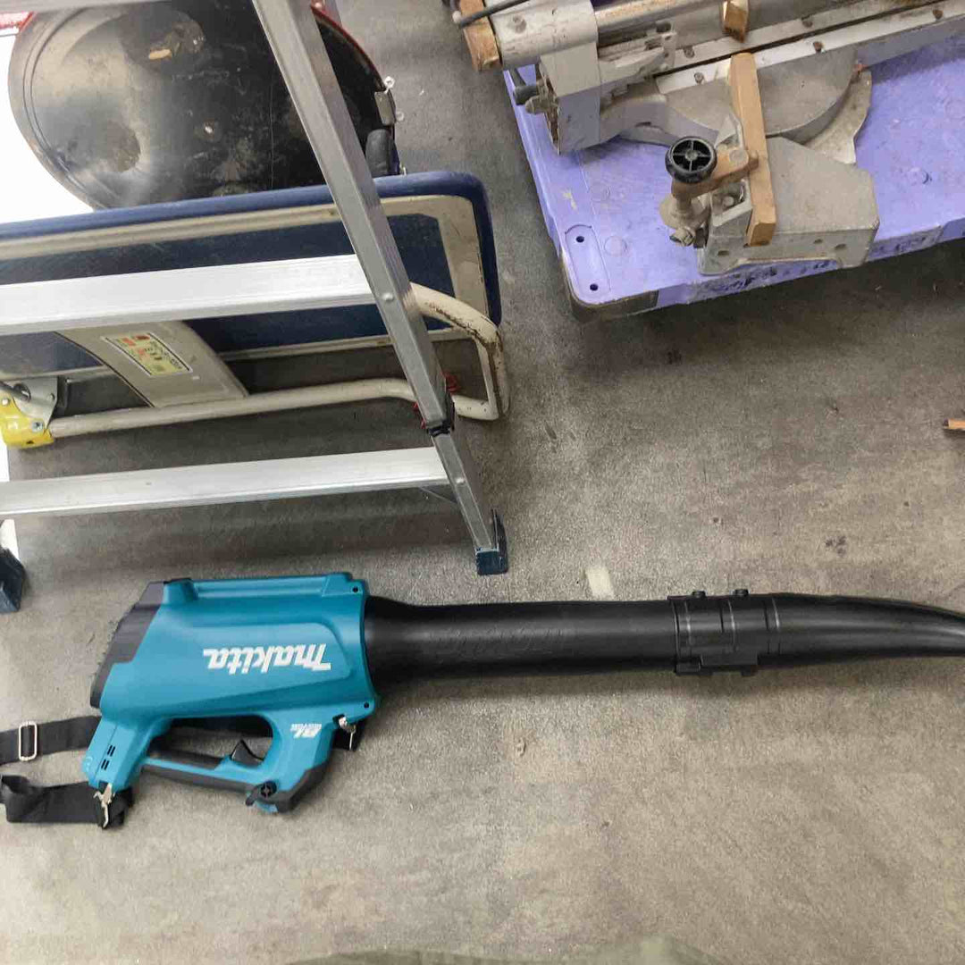 ★マキタ(makita) コードレスブロワ MUB184DZ(本体のみ)【川崎店】