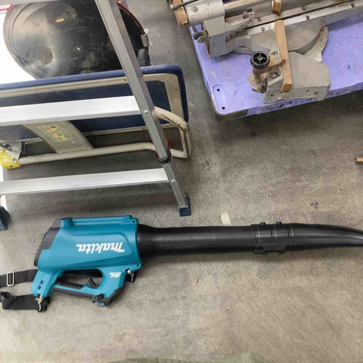 ★マキタ(makita) コードレスブロワ MUB184DZ(本体のみ)【川崎店】