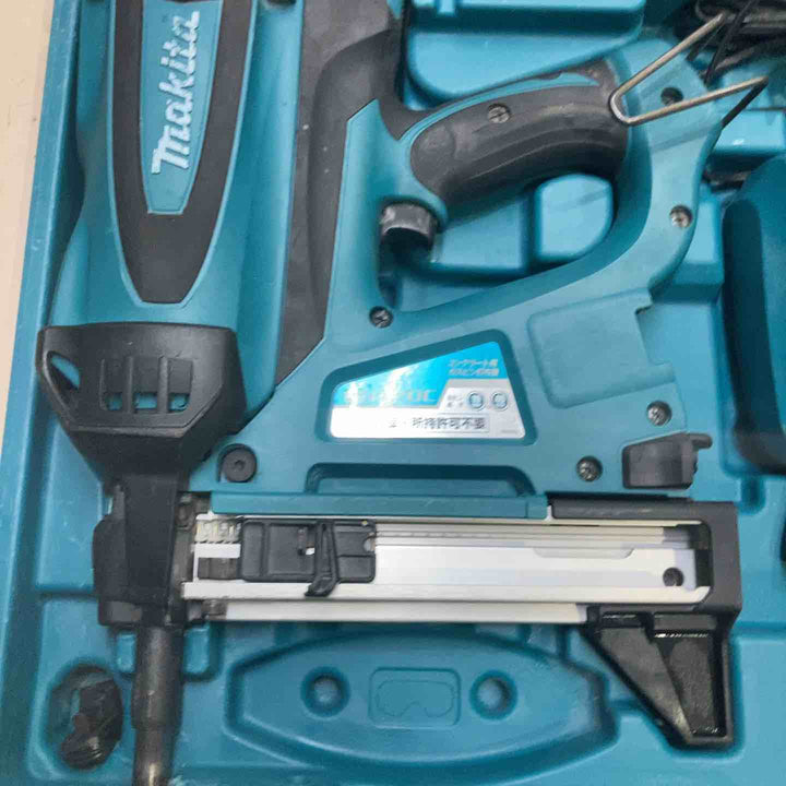 ★マキタ(makita) コードレスコンクリート用ガスピン打ち機 GN420C【町田店】