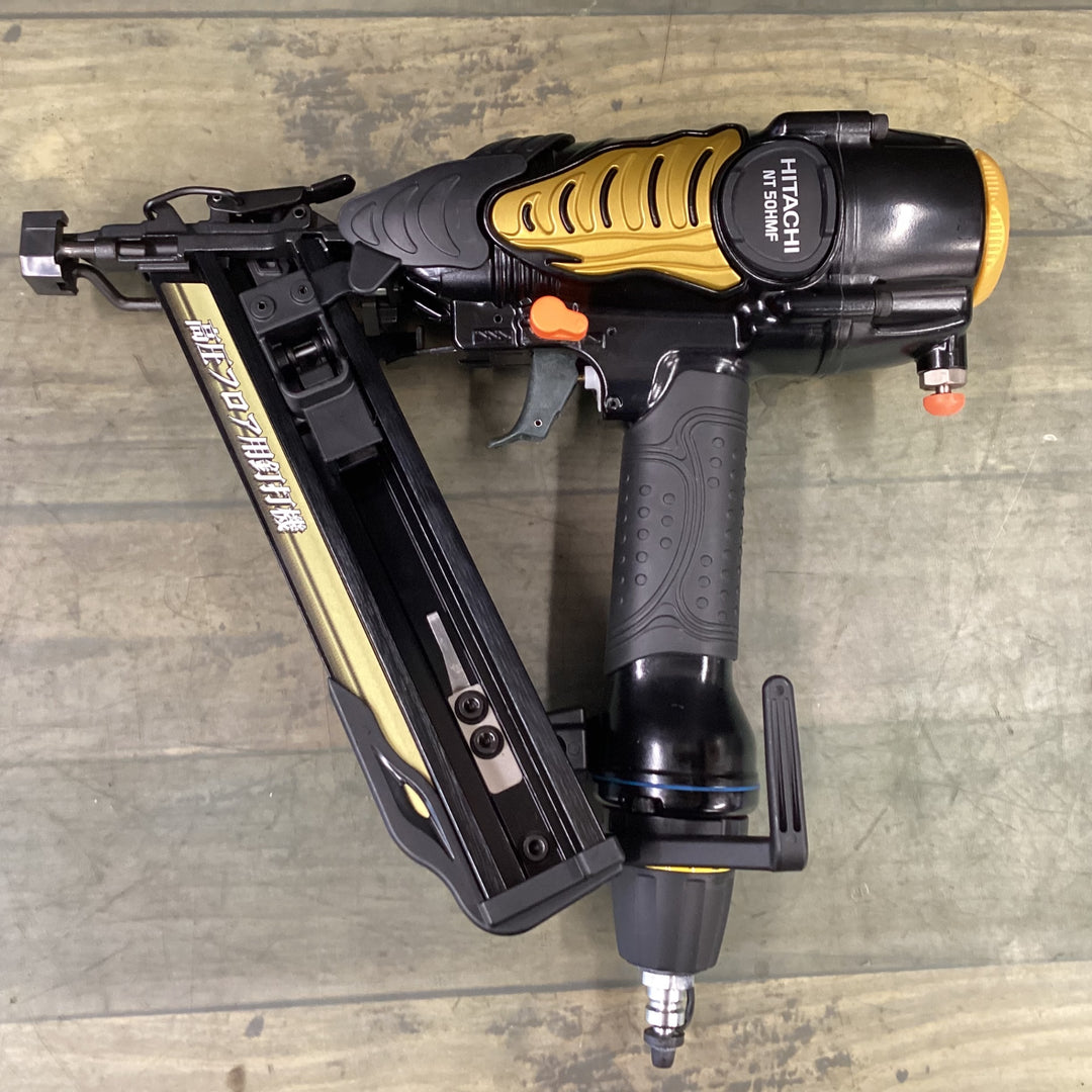 【中古美品】 ハイコーキ(HiKOKI ※旧:日立工機) 高圧フロア用高圧ブラッド釘打ち機 NT50HMF ブラッドネイラ 【未使用長期保管品】 【東大和店】