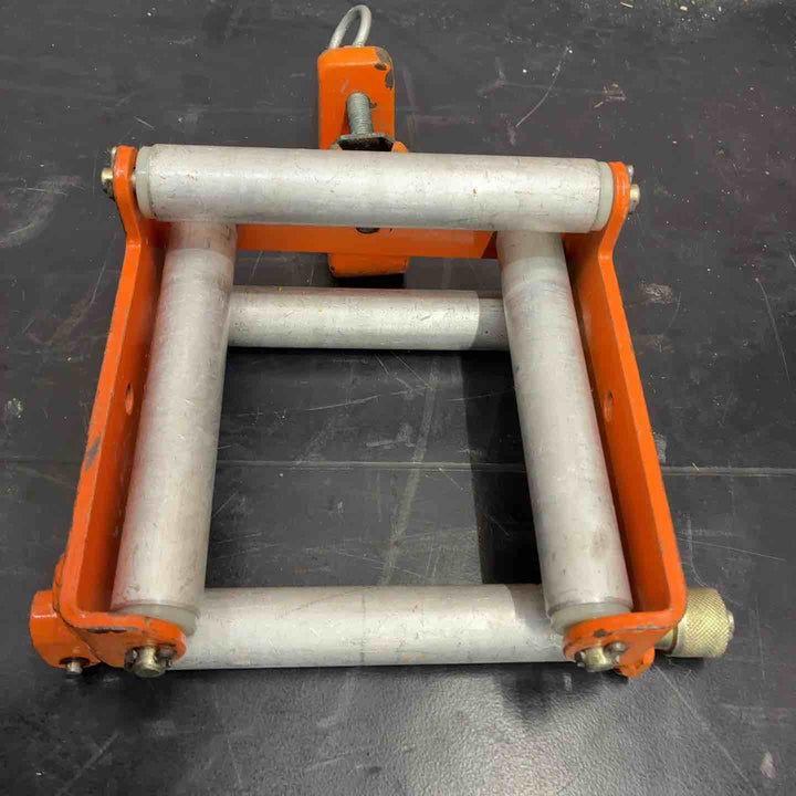 【中古品】 育良精機 (IKURA) 4面コロ ISH-110 四面コロ 【藤沢店】