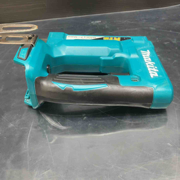 ☆マキタ(makita) 14.4V充電式タッカ ST111DZ【川越店】