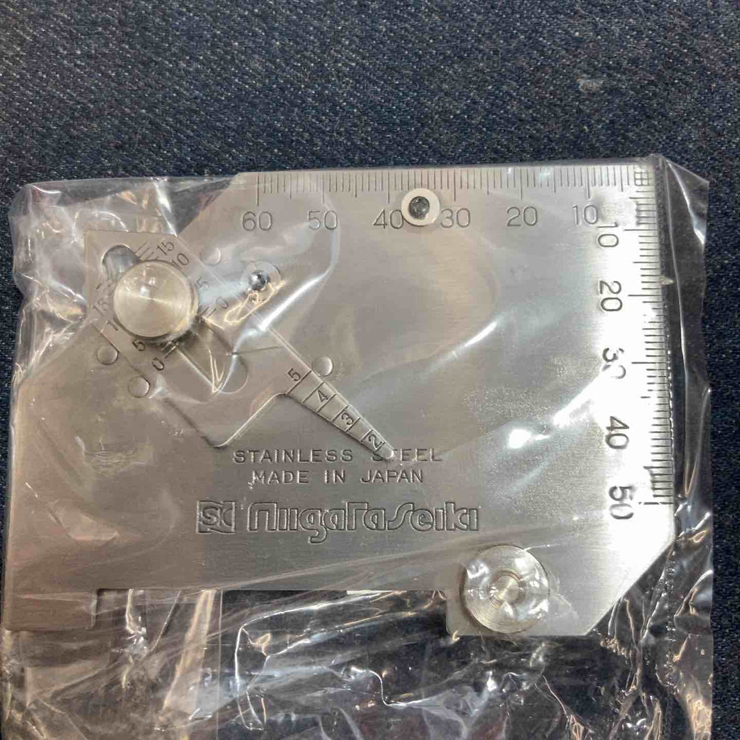 【中古品 美品】3点セット 新潟精機 溶接ゲージ WGU-7M ルート間隔限界ゲージ WRL310 角度限界ゲージ WAL2542【八潮店】