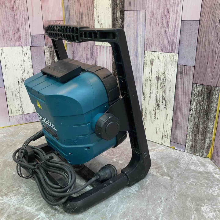 ★マキタ(makita) コードレスLEDスタンドライト ML805【八潮店】