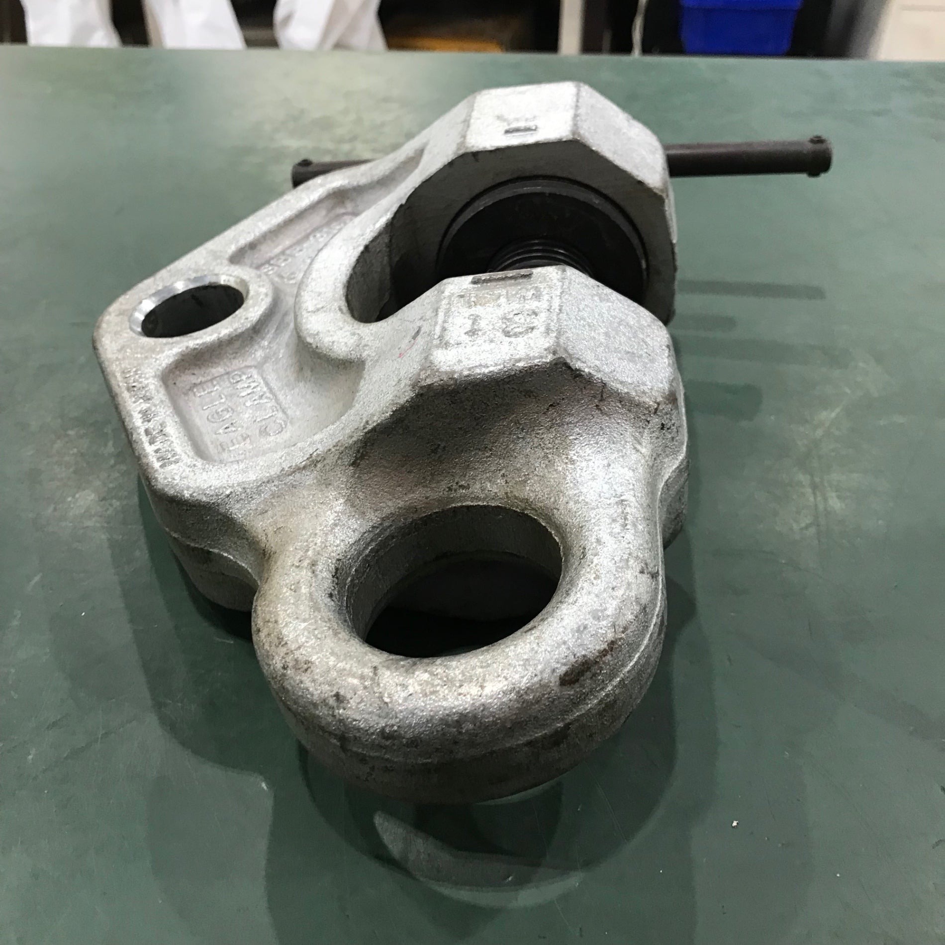 イーグルクランプ 3TON イーグルクランプ 3トン ネジ式全方向クランプ 5-35mm SBB-3ton【川口