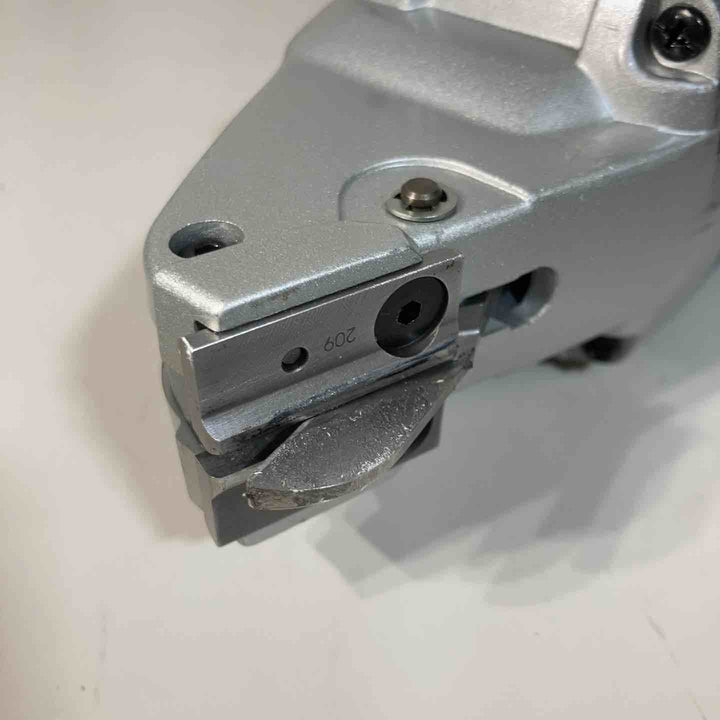 ☆マキタ(makita) コードレスストレートシャー JS161DZ【戸田店】