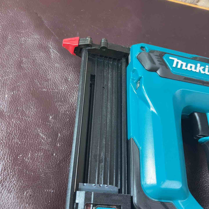 【中古品】マキタ(makita) 充電式35mm面木釘打ち機 FN350DZ バッテリー付属【東大和店】