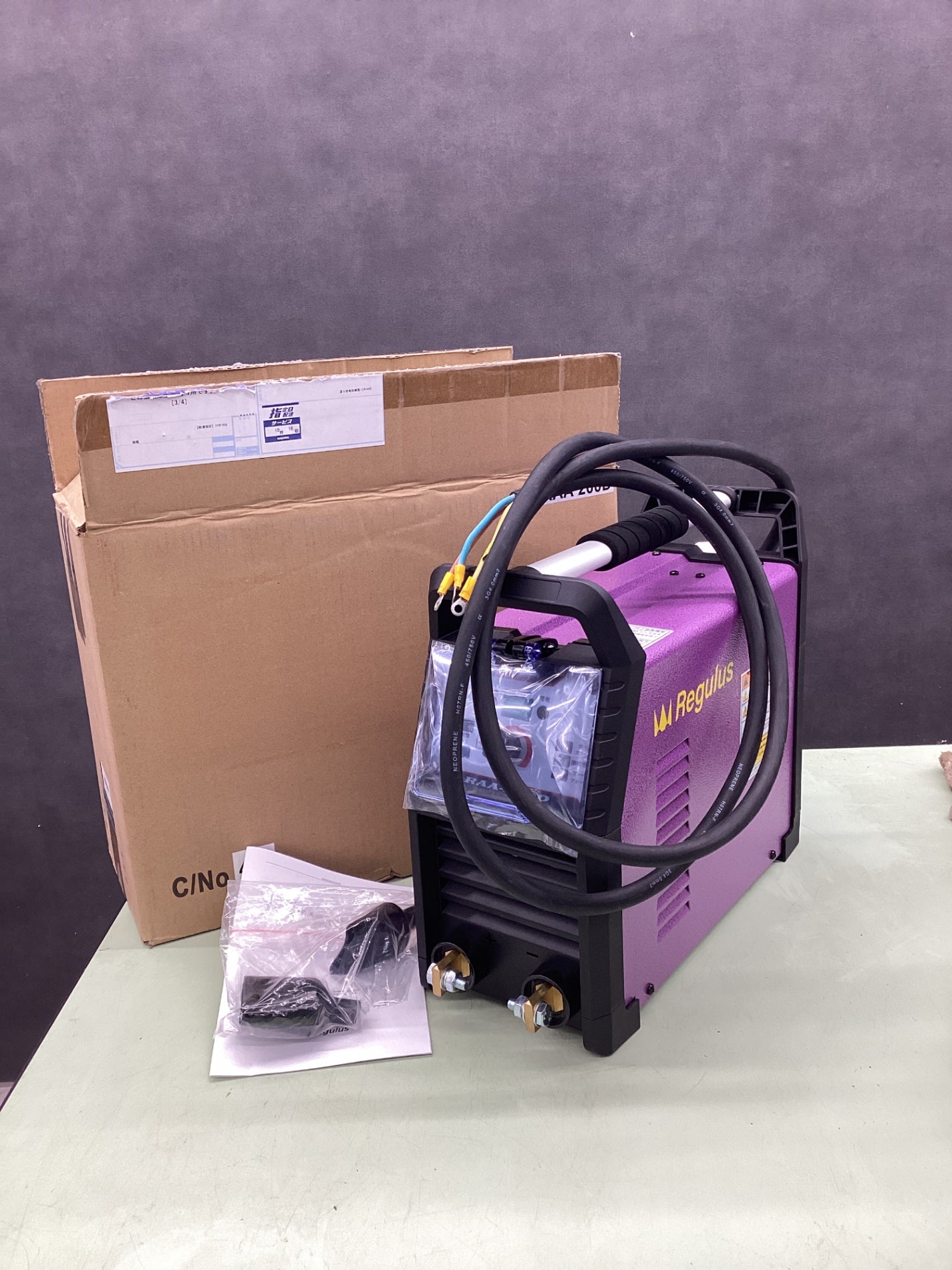 □レグルス(Regulus) インバータ直流溶接機 RAA-200D 単相200V【越谷店