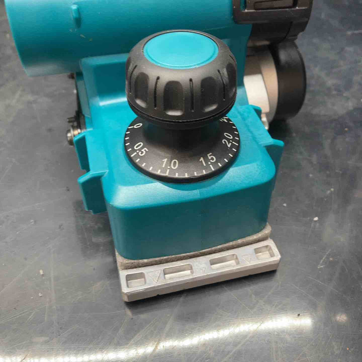 ★マキタ(makita) 82mmコードレスカンナ KP181DZ