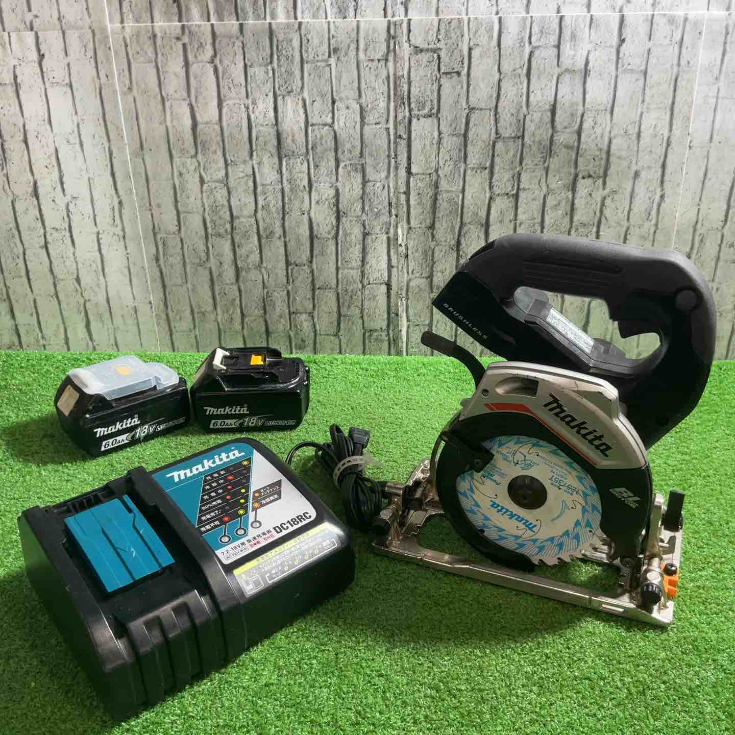 ★マキタ(makita) コードレス丸のこ HS474DRGXB 動作確認済【川口店】 ☆マキタ(makita) コードレス丸のこ HS474DRGXB 動作確認済【川口店