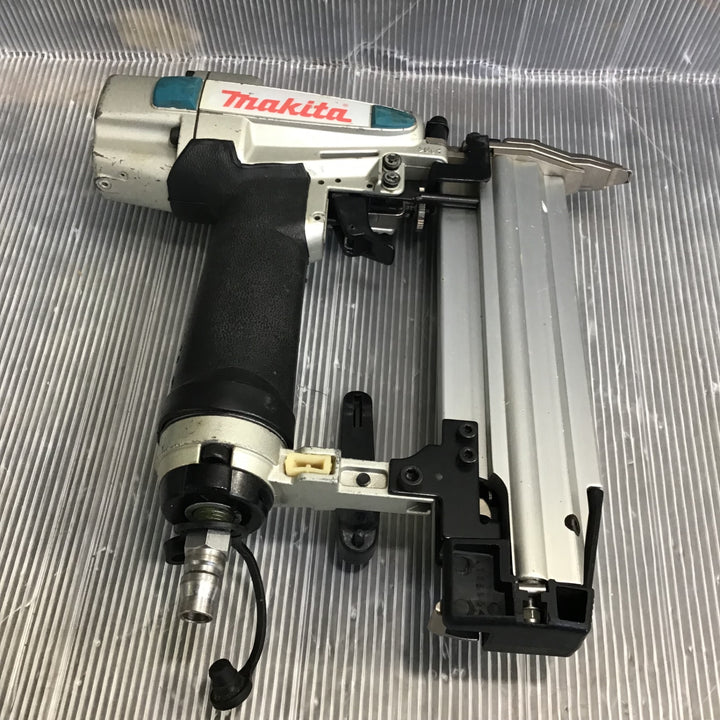 ★マキタ(makita) 常圧フィニッシュネイラ AF502N【草加店】