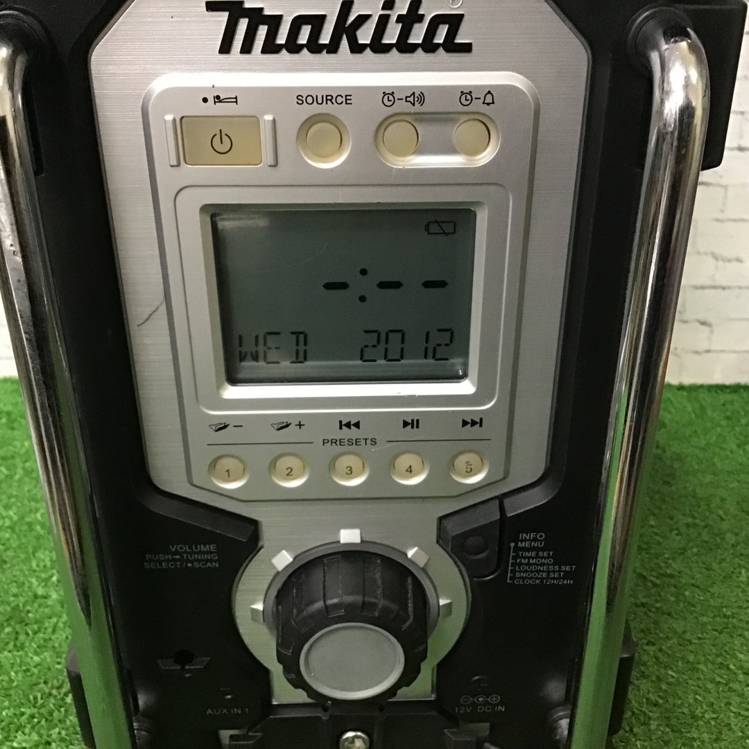 ○マキタ(makita) コードレスラジオ MR103【町田店】