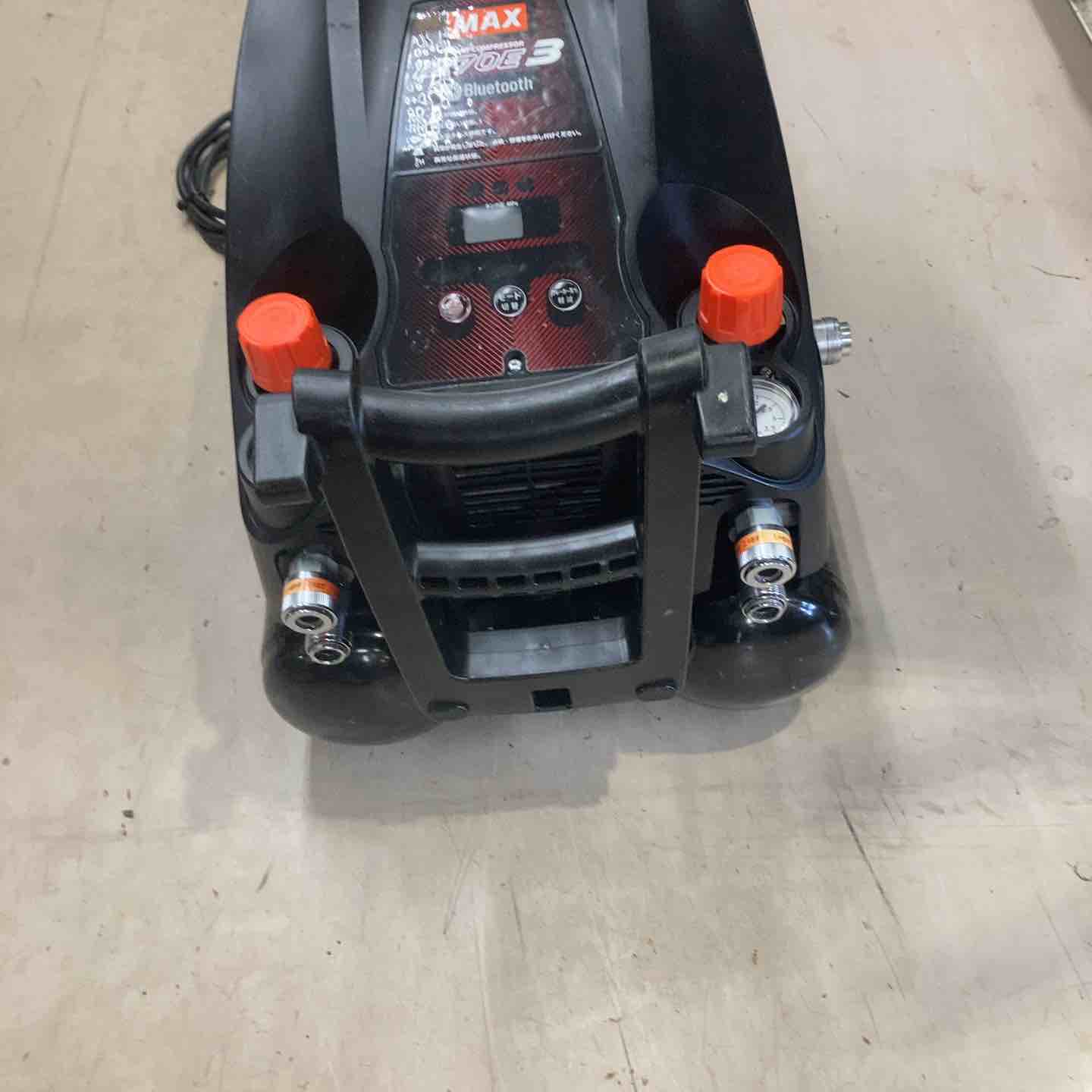 max コンプレッサー　ak-hh1270e3 ブラック マックス AK-HH1270E2ブラック 高圧専用エアコンプレッサ 11L