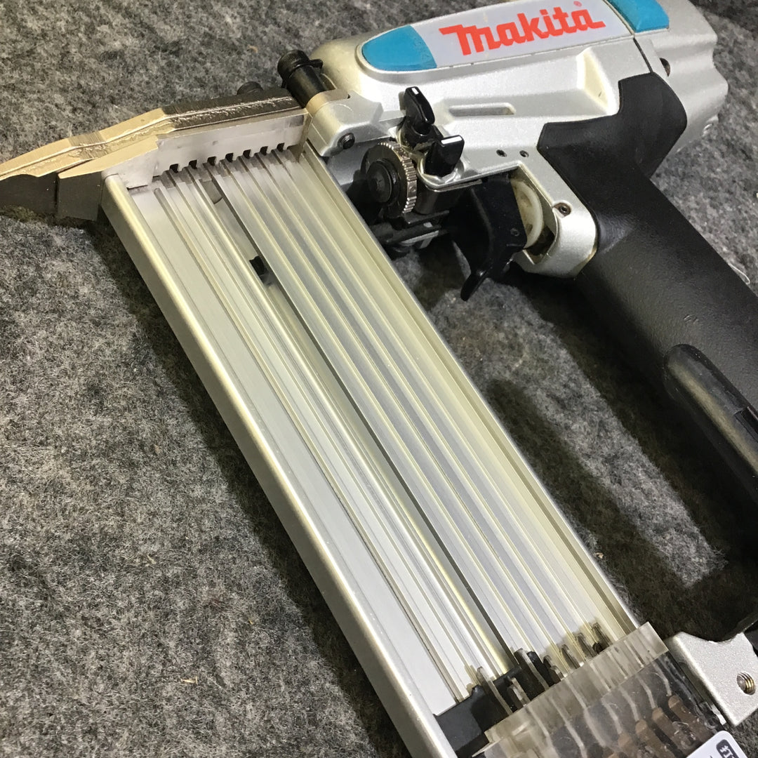 【中古品】マキタ(makita) 常圧フィニッシュネイラ AF502N【桶川店】