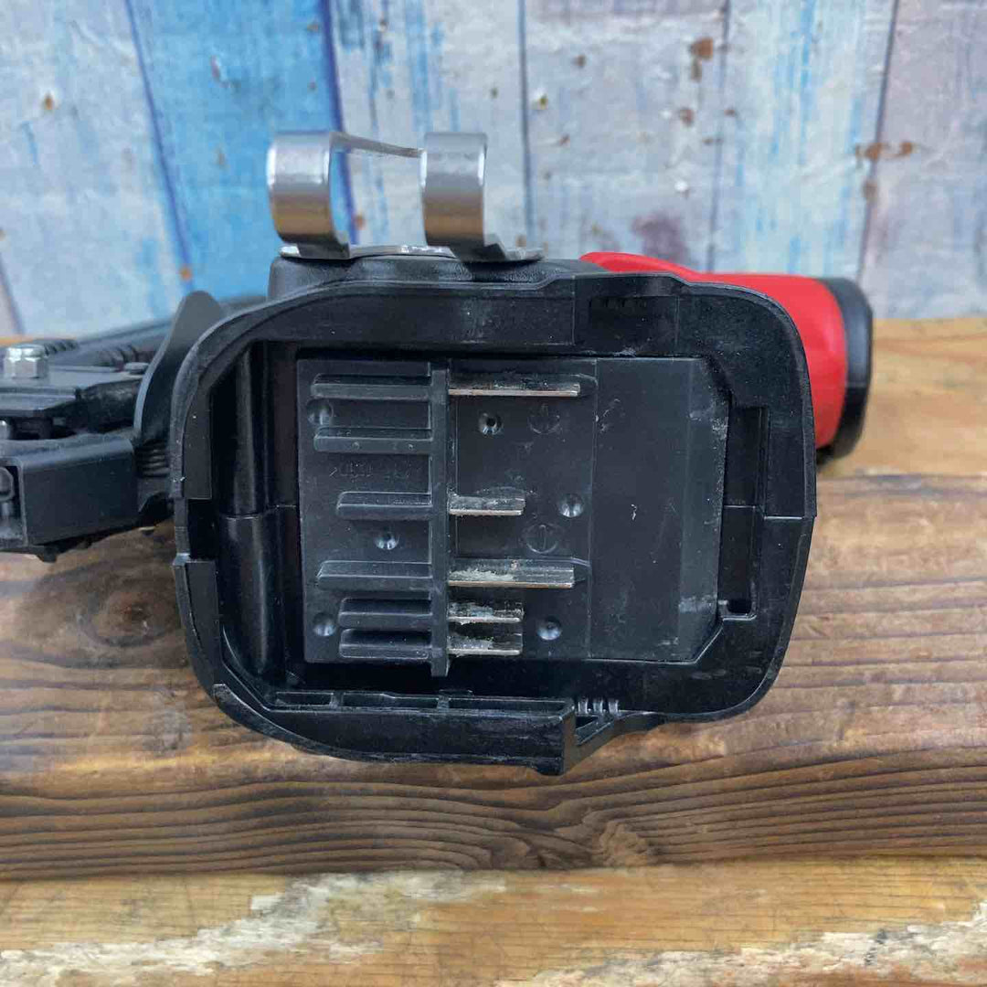 【中古品】★マックス(MAX) コードレスタッカ TJ-25/4J-BC/1850A 18V5.0Ahバッテリー付き フルセット【柏店】